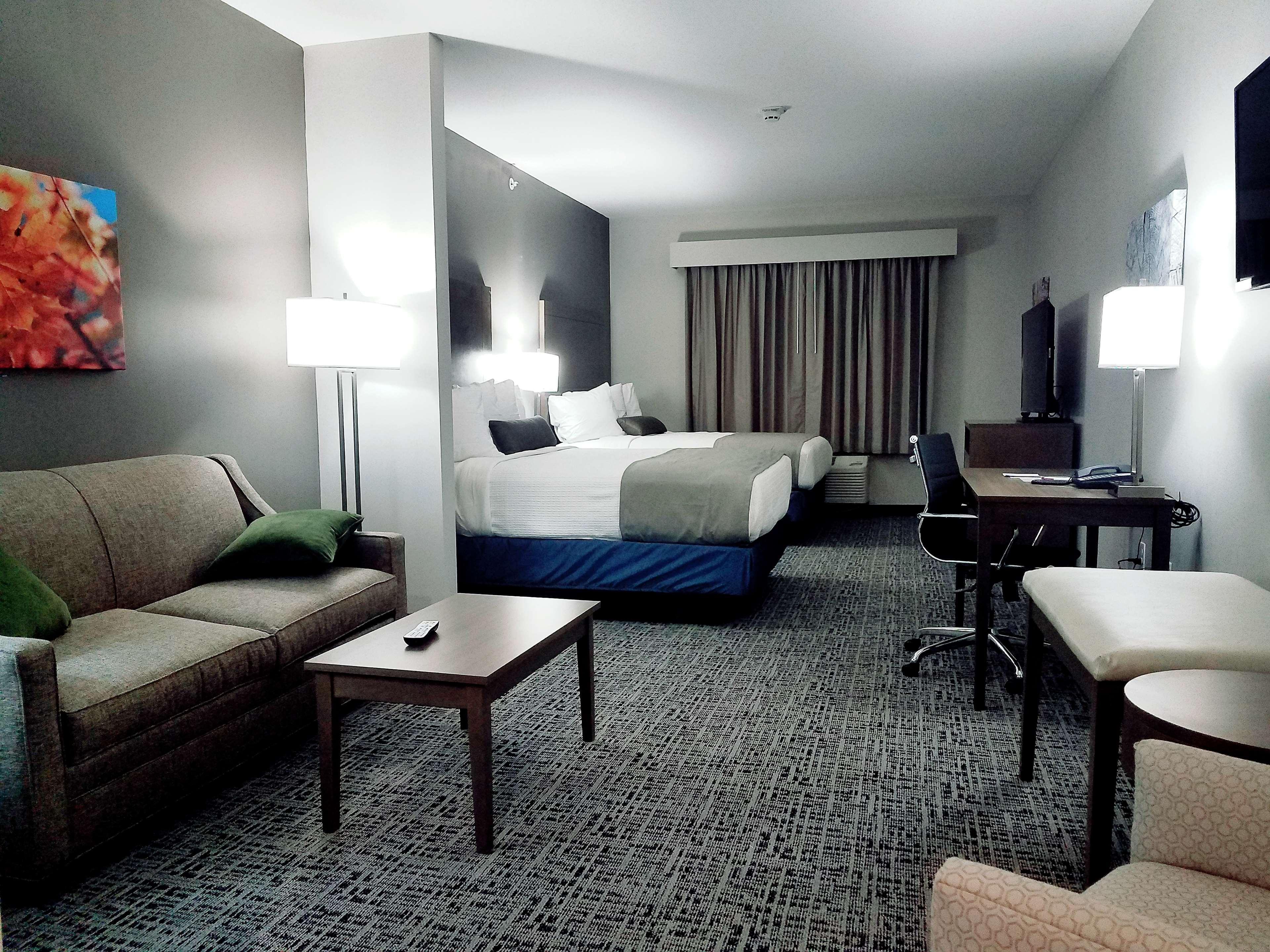 Best Western Plus Wayland Hotel Shelbyville Экстерьер фото